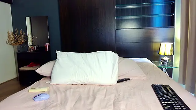 bl4ckdoll  online show from 02/20/26, 06:26