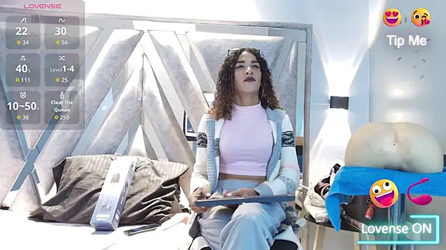 StefanyMiler online show from 10/16/25, 07:59