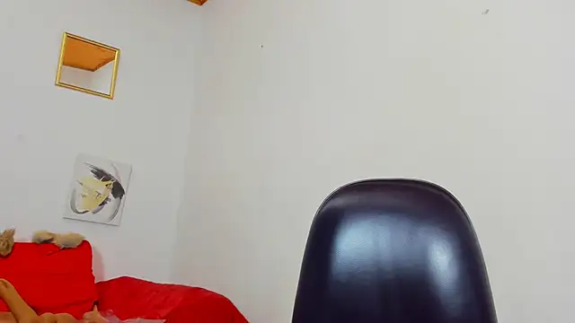 yasmin goldenst online show from 01/09/26, 10:18