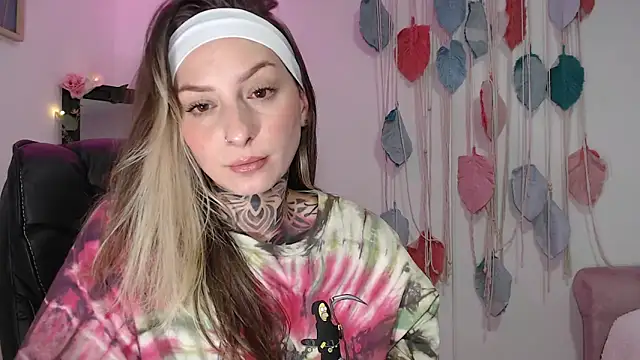 agatha ink3 online show from 03/01/25, 03:53