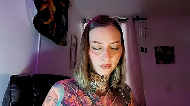 agatha ink3 online show from 07/12/26, 09:06