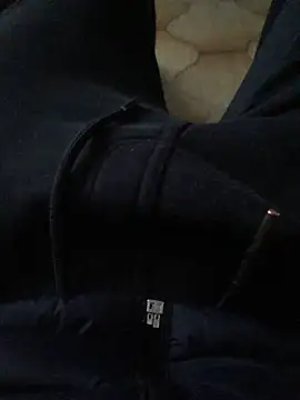 Snapshot of MoochedTape chatting on 12/18/24, 03:11 MoochedTape online show from 12/18/24, 03:11