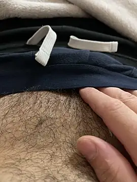 Snapshot of MoochedTape chatting on 10/03/25, 08:33 MoochedTape online show from 10/03/25, 08:33