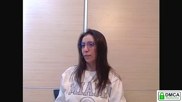 Sophi Cute online show from 04/18/26, 11:47