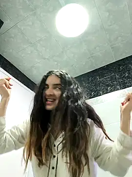 Sam Sara online show from 10/08/25, 03:42