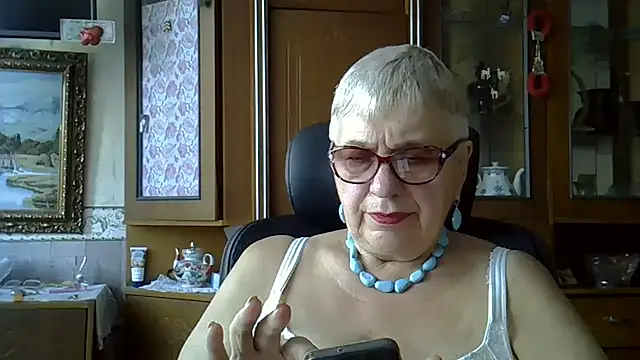 SweetCherry27 online show from 09/11/25, 07:08