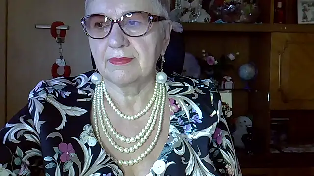 SweetCherry27 online show from 10/02/25, 05:25