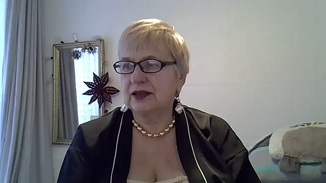 SweetCherry27 online show from 02/06/26, 09:56