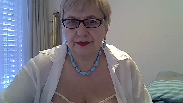 SweetCherry27 online show from 02/10/26, 07:56