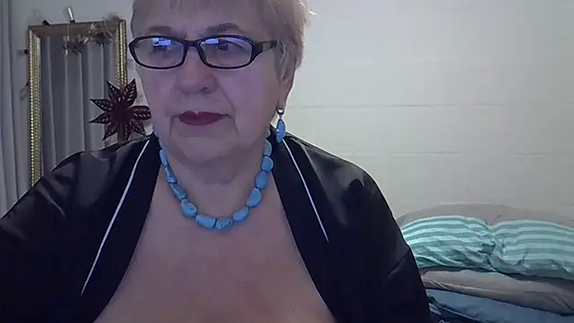 SweetCherry27 online show from 02/18/26, 05:36