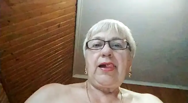Snapshot of SweetCherry27 chatting on 06/30/26, 05:25 SweetCherry27 online show from 06/30/26, 05:25