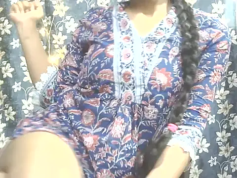 Snapshot of Supriya201 chatting on 05/09/26, 03:28 Supriya201 online show from 05/09/26, 03:28