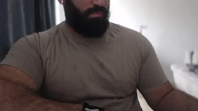 hugemachohandsome online show from 09/22/25, 07:10