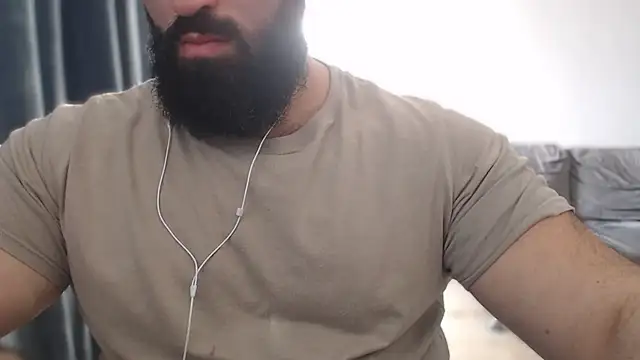 hugemachohandsome online show from 11/12/25, 12:38