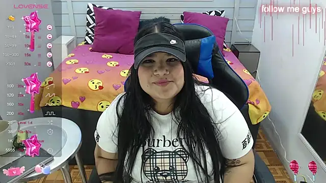 evelin zaens online show from 02/18/25, 03:10