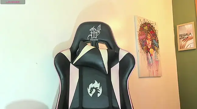 RebeccaSexx online show from 03/10/25, 05:00