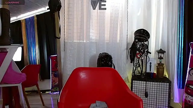 LatexDevil Blondie online show from 01/13/25, 04:19