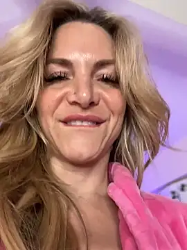 MessyNastyQueen online show from 12/22/24, 04:17