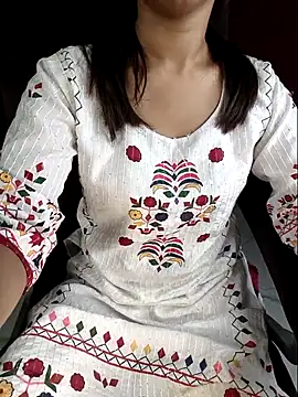 Snapshot of Aditi_1 chatting on 06/23/26, 03:59 Aditi 1 online show from 06/23/26, 03:59