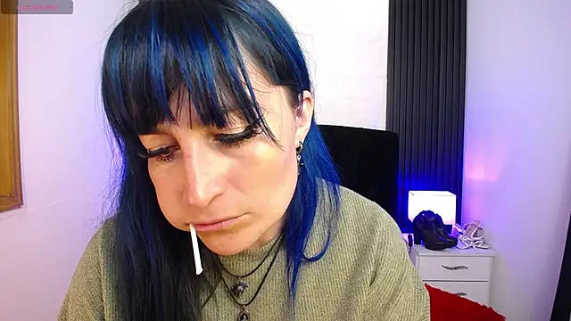 alicia moom online show from 02/06/25, 06:46