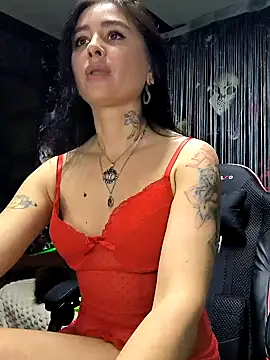 KikiXRed online show from 12/10/24, 10:06