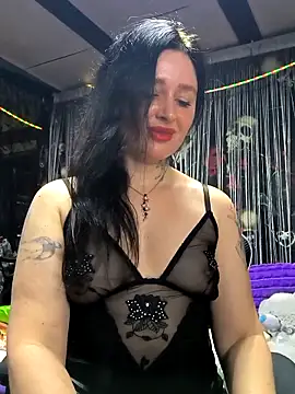 KikiXRed online show from 05/03/26, 03:23