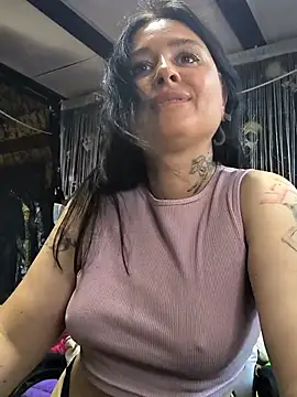 KikiXRed online show from 07/26/26, 02:35