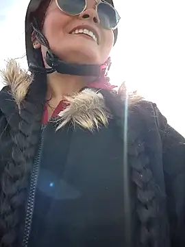 bellapaty online show from 02/15/25, 01:27