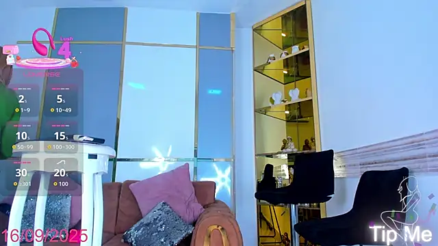 EmmaHills Sex online show from 09/16/25, 01:12