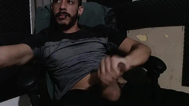 MachoScorpionCaralho online show from 04/21/26, 12:56