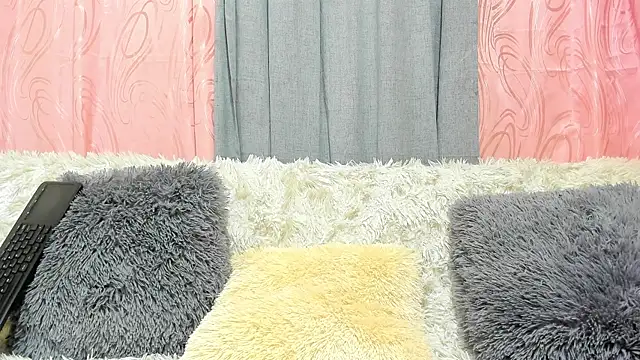 iisabella gonzalez online show from 02/14/25, 04:15