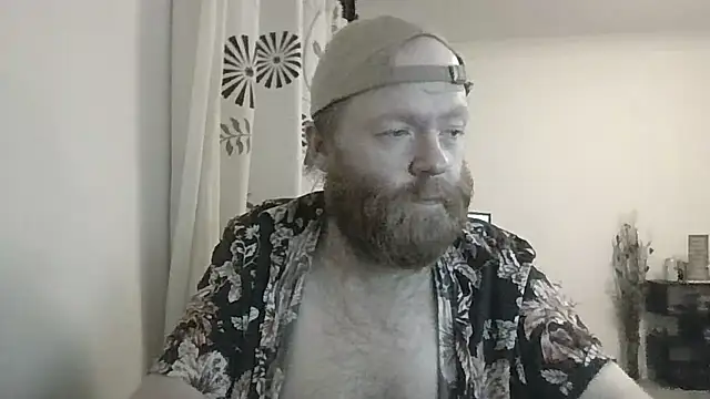 Snapshot of 33ENG chatting on 10/28/25, 12:36 33ENG online show from 10/28/25, 12:36