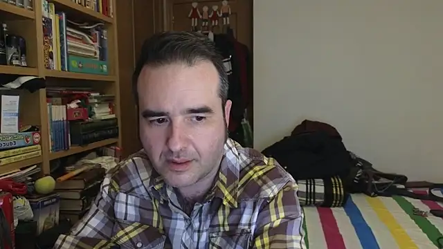 curiosillo83 online show from 04/16/26, 04:30