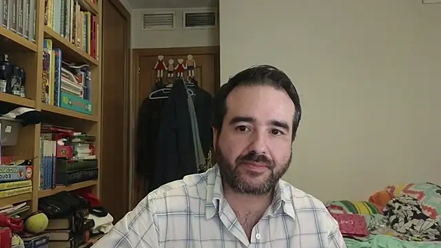 curiosillo83 online show from 07/02/26, 03:23