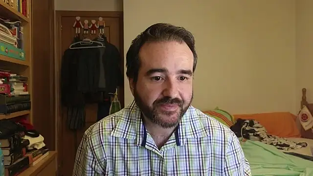 curiosillo83 online show from 07/07/26, 02:21