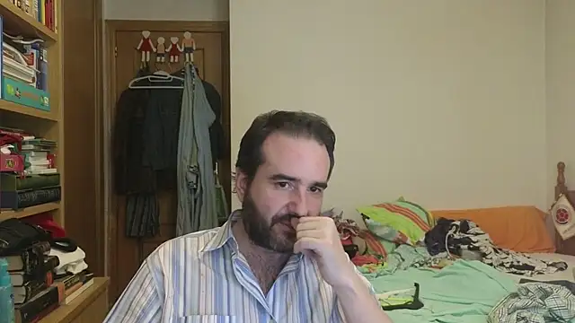 curiosillo83 online show from 07/08/26, 02:32