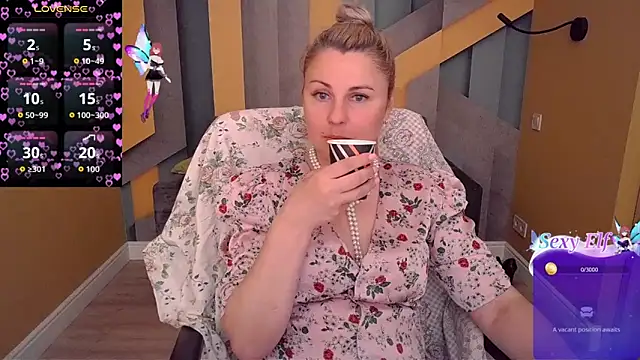 Candy Long online show from 05/26/26, 06:26