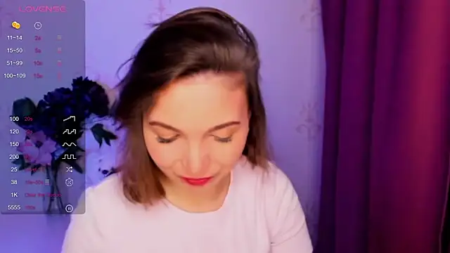 KindHazelHere  online show from 01/14/26, 08:03