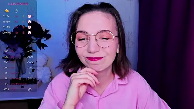 KindHazelHere  online show from 03/10/26, 06:02