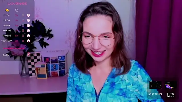 KindHazelHere  online show from 07/12/26, 04:14