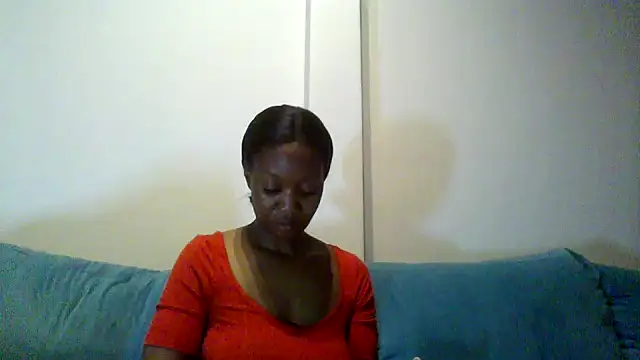 Snapshot of Hardnipples8 chatting on 04/19/26, 11:29 Hardnipples8 online show from 04/19/26, 11:29