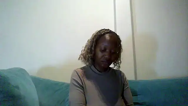 Snapshot of Hardnipples8 chatting on 05/06/26, 11:10 Hardnipples8 online show from 05/06/26, 11:10