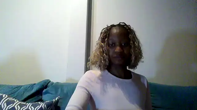 Snapshot of Hardnipples8 chatting on 05/12/26, 11:24 Hardnipples8 online show from 05/12/26, 11:24