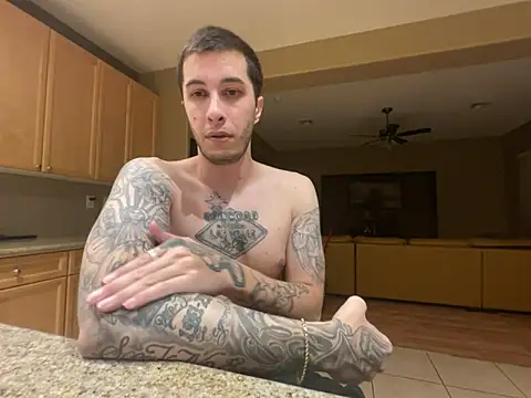 Snapshot of Bwcjoshbanks chatting on 09/26/25, 03:54 Bwcjoshbanks online show from 09/26/25, 03:54