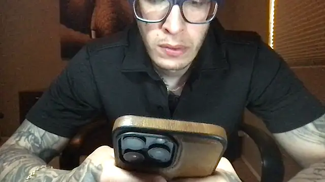 Bwcjoshbanks online show from 04/12/26, 05:29