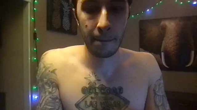 Snapshot of Bwcjoshbanks chatting on 04/25/26, 01:52 Bwcjoshbanks online show from 04/25/26, 01:52