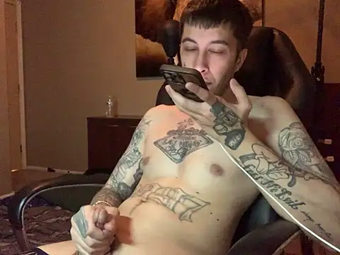 Snapshot of Bwcjoshbanks chatting on 05/23/26, 03:45 Bwcjoshbanks online show from 05/23/26, 03:45