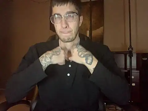 Snapshot of Bwcjoshbanks chatting on 05/29/26, 04:38 Bwcjoshbanks online show from 05/29/26, 04:38