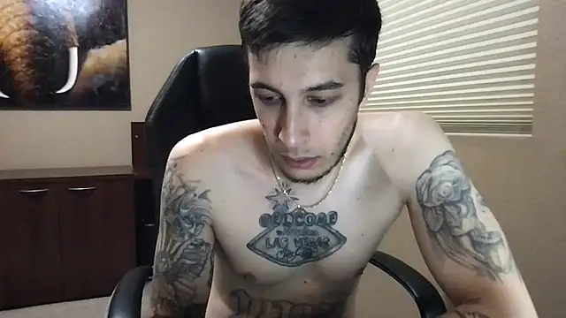 Snapshot of Bwcjoshbanks chatting on 06/14/26, 08:27 Bwcjoshbanks online show from 06/14/26, 08:27