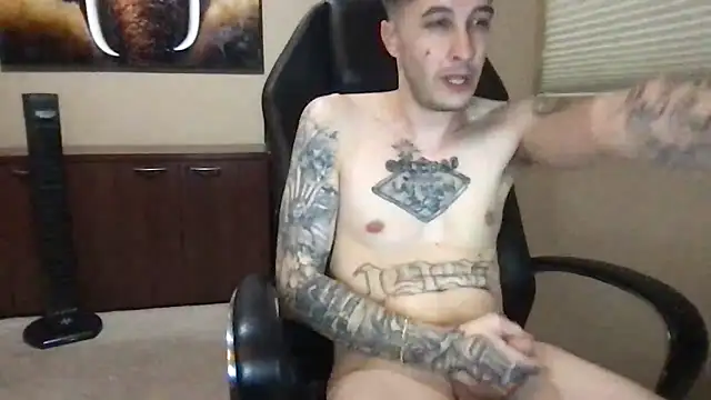 Snapshot of Bwcjoshbanks chatting on 06/20/26, 06:16 Bwcjoshbanks online show from 06/20/26, 06:16